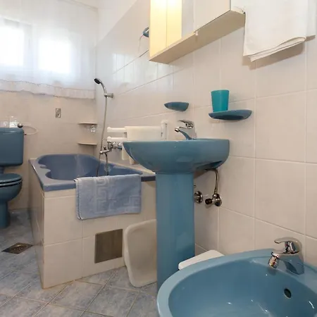 Vrsek Apartment *