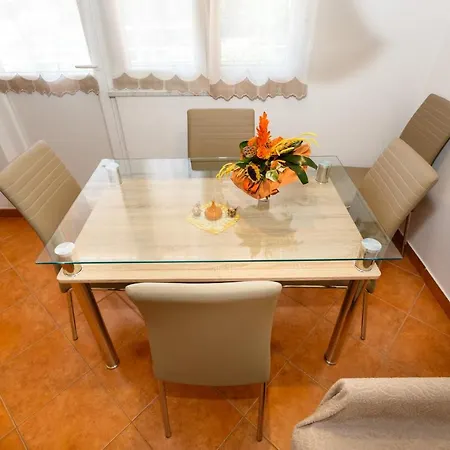 Vrsek Apartament Vrbnik (Primorje-Gorski Kotar)